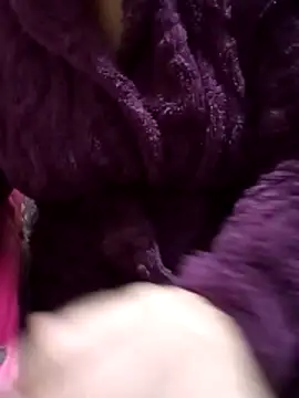 Womengood112's Webcam Show