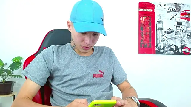 Cumandres18 Chat XXX live