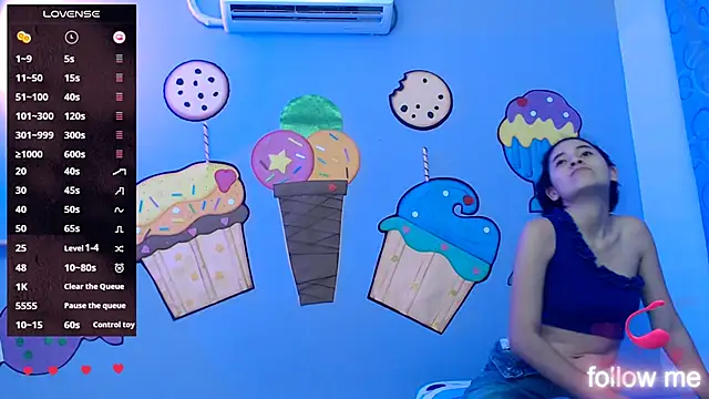 skinnykalitzo18 live XXX chat