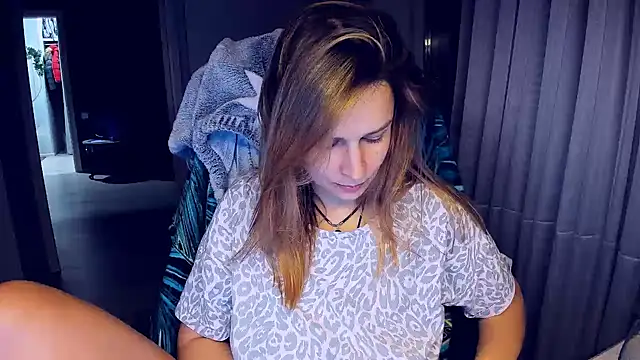 Chat +18 de AlexiaDarren ao vivo
