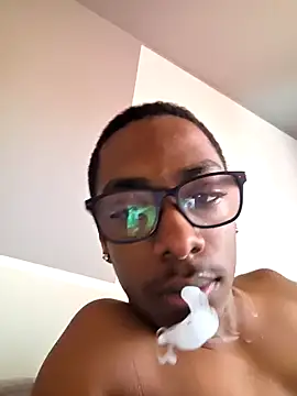 โชว์เว็บแคมของ hormoneactivated