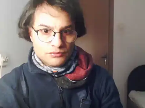 wildpussycat23 Adlı Modelin Canlı XXX Sohbeti