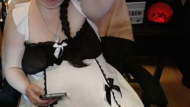 Pertunjukan Kamera Web angecornuXO