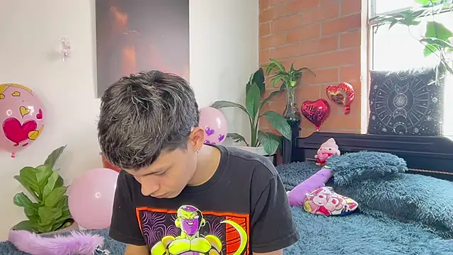 Andy_Belier23: онлайн-секс-чат