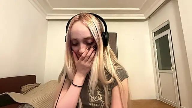 Chat +18 de ArielBonier ao vivo