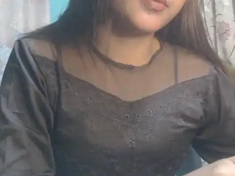 NancyRuvi's Live XXX Chat