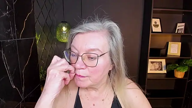 NataliMellow 现场XXX聊天