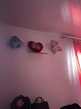 girlskinny06n Live XXX chat