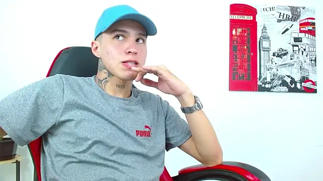 Cumandres18's Live XXX Chat