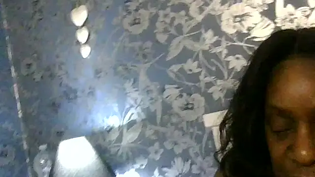 แชท XXX สดของ Ebony-SultryX