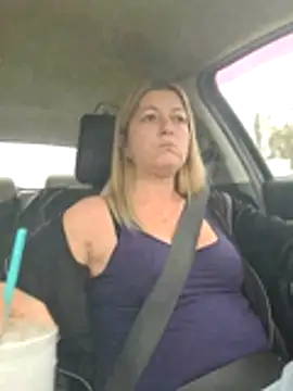 Chat +18 de NikkiBlisss ao vivo