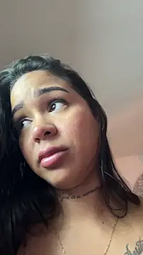 IsabelaVanegas_のライブXXXチャット