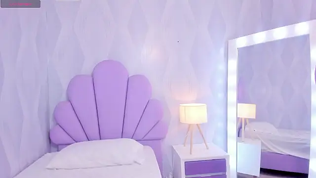 Chatroom XXX en direct de babysophie18_