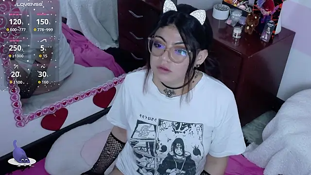 Catwhite_ élő XXX-chatje