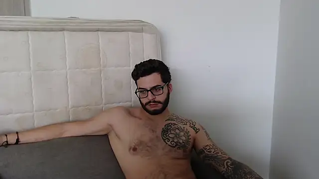 thomas_gunn Live XXX chat