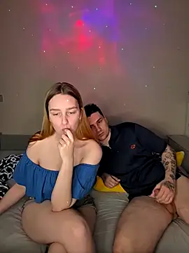 ToxyFoxyy: онлайн-секс-чат