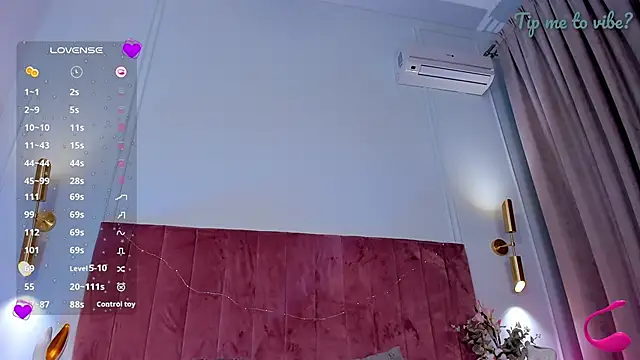 Mayzzie: απευθείας συνομιλία ΧΧΧ