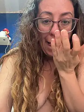 Živý XXX chat miss_hanna07