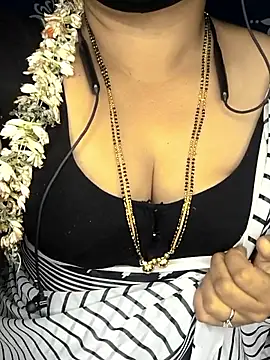 Show de webcam de Anusha-09