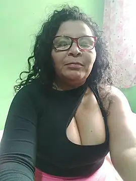 Amarantha25のライブXXXチャット