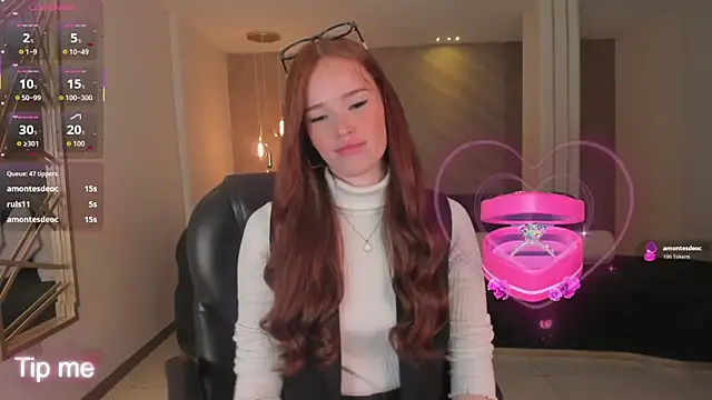 CorinneRusso: онлайн-секс-чат