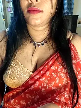 Anusri_359359 在線直播表演