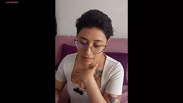 แชท XXX สดของ Juliexxxxtasy