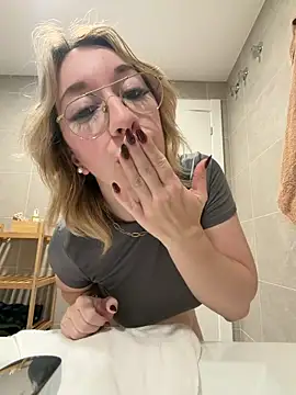 Giuliana_baby 라이브 XXX 채팅