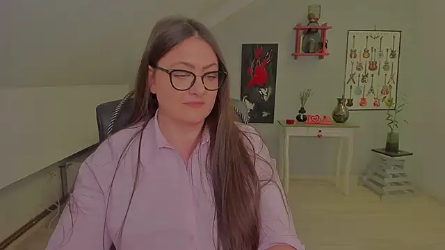 MistressDarrah Chat XXX live