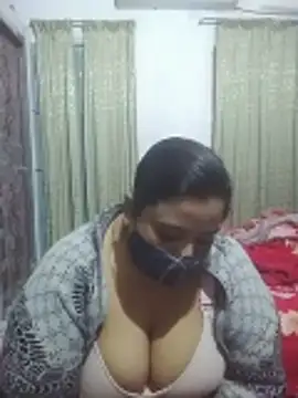 Вебкам-шоу momo_loves