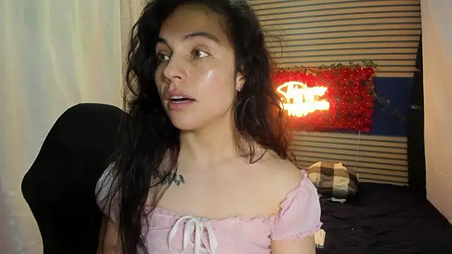 rosse_2504のライブXXXチャット