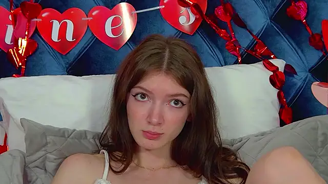 SophiaProve Adlı Modelin Canlı XXX Sohbeti