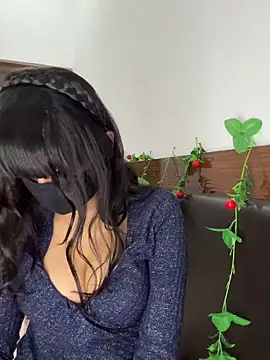 KavyaCurves Adlı Modelin Canlı XXX Sohbeti