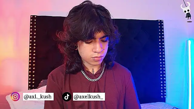 Axell_Kussh Live XXX-chat