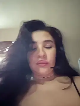 kendracandy Adlı Modelin Canlı XXX Sohbeti