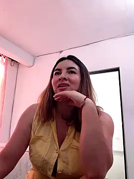 __Emma__11__Lecat_ 即時 XXX 聊天