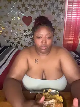 Chocolatebunnyxx96: διαδικτυακό σόου στην κάμερα