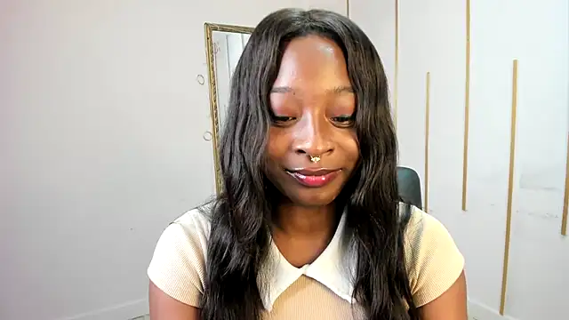 Nayariskaya Adlı Modelin Web Kamerası Şovu