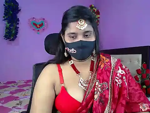 Chat +18 de Maiya_Amber ao vivo