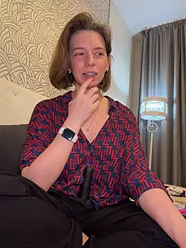 Take_Me_Awayy Adlı Modelin Canlı XXX Sohbeti