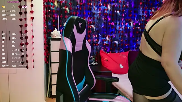 Veronica-Fire's Live XXX Chat