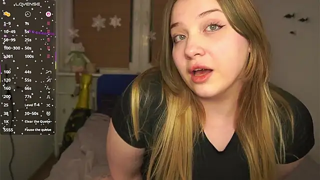 Czat XXX na żywo – CuteSharloti