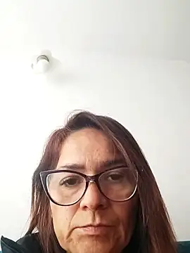 Dannial51: онлайн-секс-чат