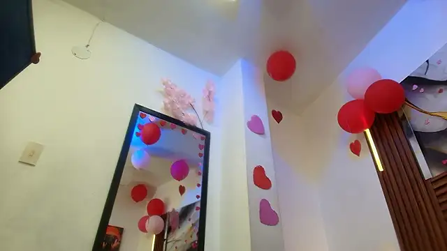 Celeste_hot_08: απευθείας συνομιλία ΧΧΧ