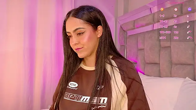 Czat XXX na żywo – smiling__girl2