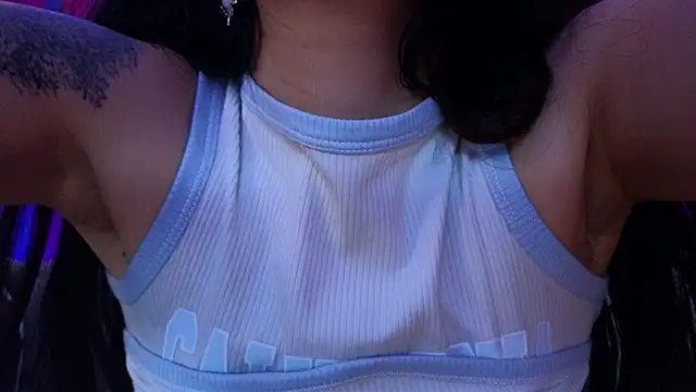 Chat +18 de Julieta_Russell ao vivo