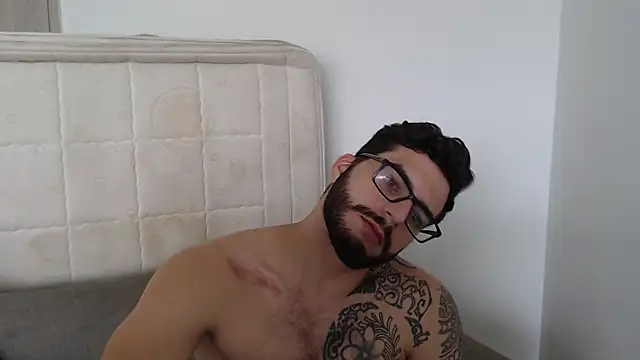 thomas_gun webcam show