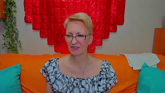 دردشة iamyourdream89 الجنسية المباشرة