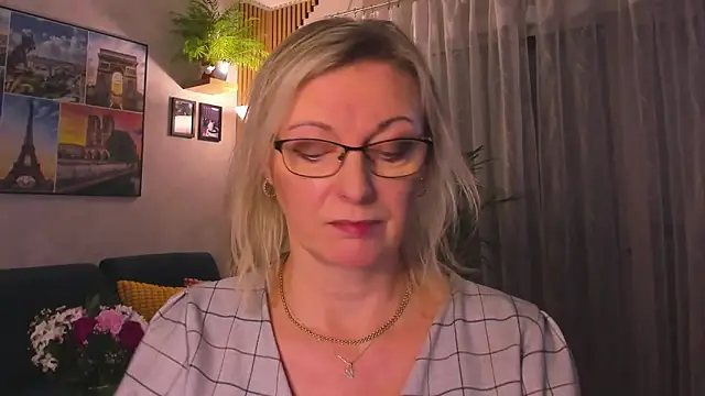 vanessa_chat Show Webcam