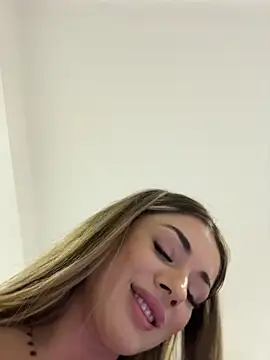 Pertunjukan Kamera Web IsabellaEtthan